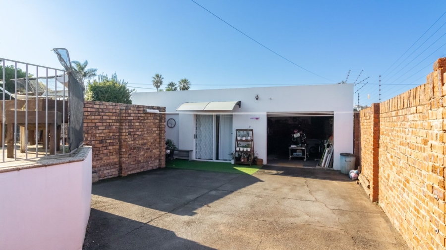 3 Bedroom Property for Sale in Nahoon Valley Park Eastern Cape